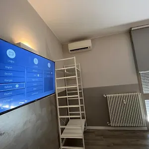 Automatic Self Check-in , Bergamo Itálie